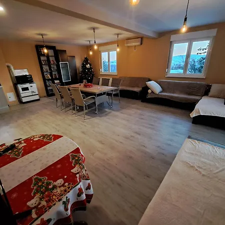 Sunset Villa *