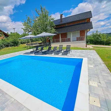 Sunset Villa
